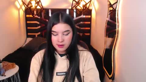 natalie  online show from March 27, 2026, 8:08 pm