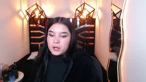 natalie  online show from April 2, 2026, 8:06 pm