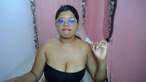 natalie_tits1 online show from October 29, 2025, 9:38 pm