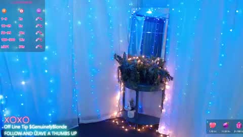 Snapshot of nataliebinx chatting on July 8, 2026, 3:27 pm NatalieBinx Mr.D online show from July 8, 2026, 3:27 pm