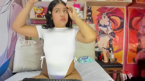 natalieevansx online show from May 10, 2026, 2:44 pm