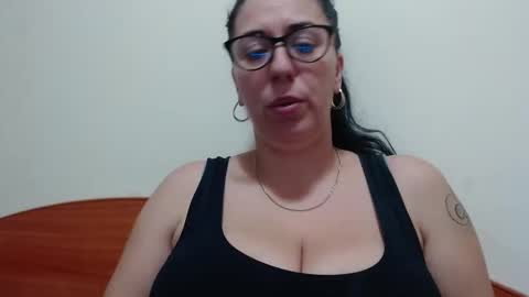 Snapshot of natally565656 chatting on November 9, 2025, 2:04 pm natally online show from November 9, 2025, 2:04 pm