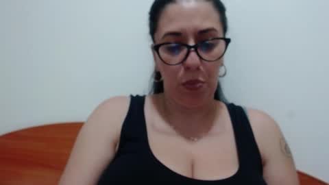 Snapshot of natally565656 chatting on December 3, 2025, 2:04 pm natally online show from December 3, 2025, 2:04 pm