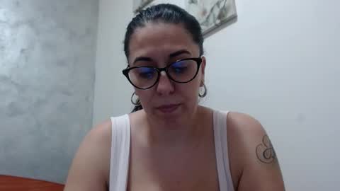 Snapshot of natally565656 chatting on December 17, 2025, 2:45 pm natally online show from December 17, 2025, 2:45 pm