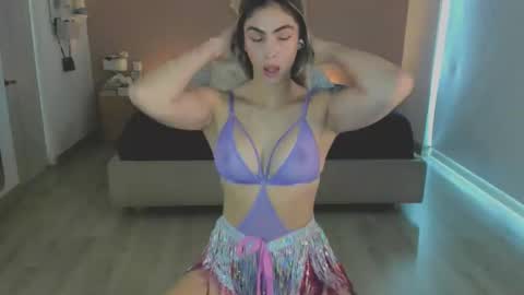Snapshot of nataly_05 chatting on April 21, 2026, 10:01 pm anatalybee online show from April 21, 2026, 10:01 pm