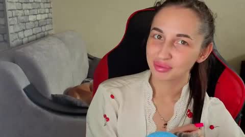 Nataly online show from April 15, 2026, 7:15 am