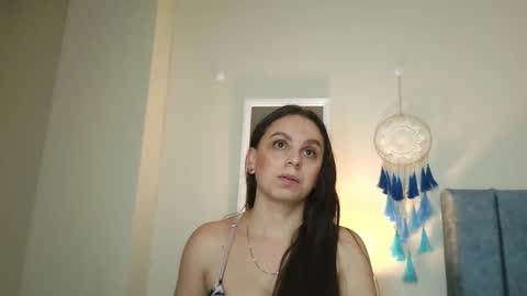 Snapshot of natalyguzman26 chatting on April 16, 2026, 11:22 am Nataly online show from April 16, 2026, 11:22 am