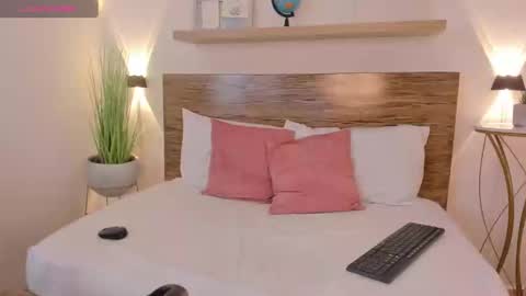 Snapshot of natasha_420 chatting on March 8, 2025, 6:10 am N A T A S H A online show from March 8, 2025, 6:10 am