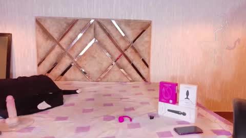 Snapshot of natasha_699 chatting on February 15, 2026, 9:44 pm Natasha online show from February 15, 2026, 9:44 pm