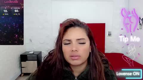 natasha__magics online show from February 24, 2025, 4:05 am