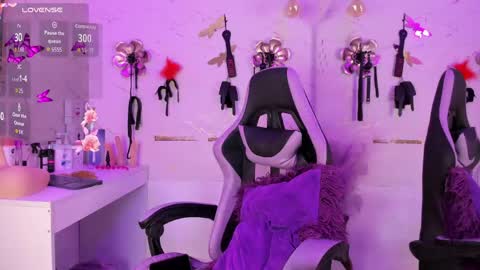 Snapshot of natasha_adams___ chatting on May 9, 2026, 9:31 pm NATASHA online show from May 9, 2026, 9:31 pm