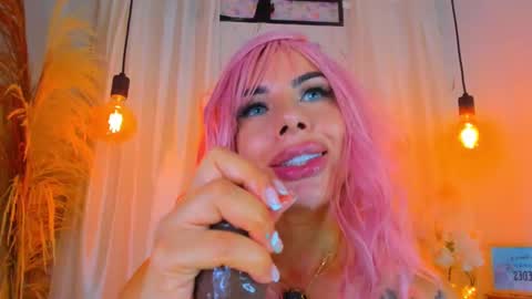 Snapshot of natasha_hartaman chatting on March 4, 2025, 2:27 am online show from March 4, 2025, 2:27 am