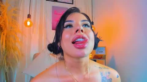 Snapshot of natasha_hartaman chatting on March 9, 2025, 11:46 pm online show from March 9, 2025, 11:46 pm