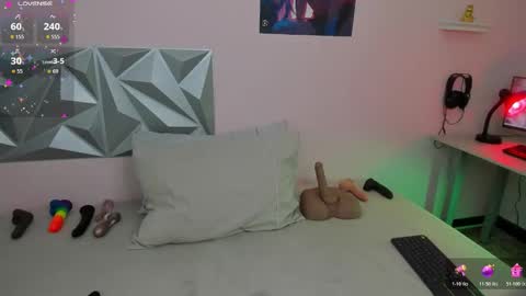 Natasha  online show from November 10, 2025, 1:21 pm