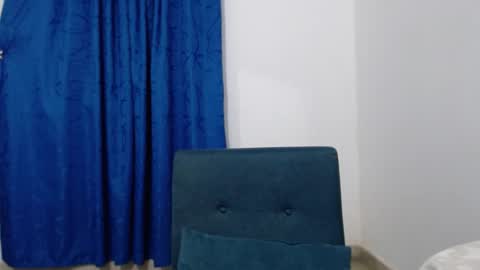 Natasha online show from December 4, 2024, 5:38 am