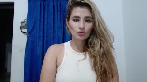 Natasha online show from March 3, 2025, 3:19 am