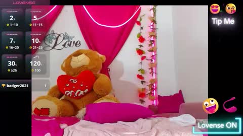 NatashaKissess   online show from September 24, 2025, 4:54 pm