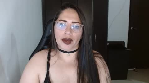 Natasha Smithe  online show from October 28, 2025, 2:59 am