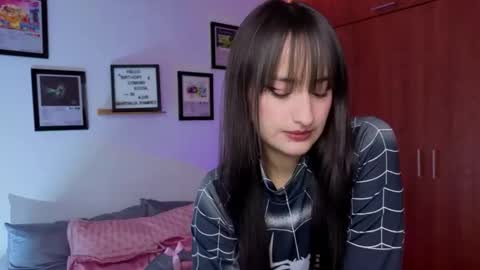 Nathalia Ramirez online show from February 5, 2026, 2:38 am