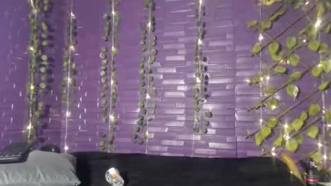 Nathalia Roos rs online show from November 23, 2025, 2:00 am