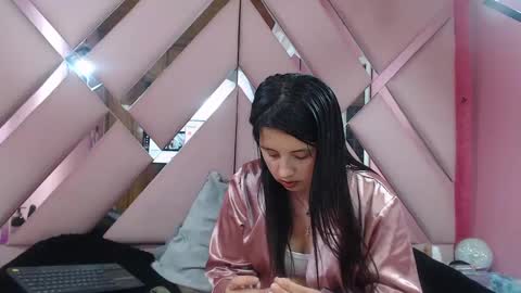 Snapshot of nathaly_sweet23 chatting on December 12, 2024, 9:08 am Nathaly sweet online show from December 12, 2024, 9:08 am