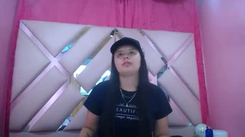 Snapshot of nathaly_sweet23 chatting on December 20, 2025, 3:13 am Nathaly sweet online show from December 20, 2025, 3:13 am