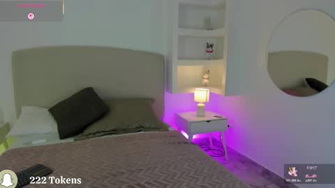 NATHALY  online show from November 12, 2025, 10:37 am