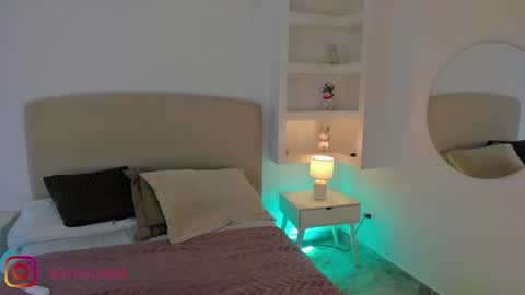 NATHALY  online show from February 3, 2026, 10:42 am