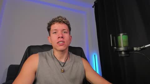 Snapshot of nathan_blake_ chatting on February 8, 2026, 7:39 pm Nathan online show from February 8, 2026, 7:39 pm