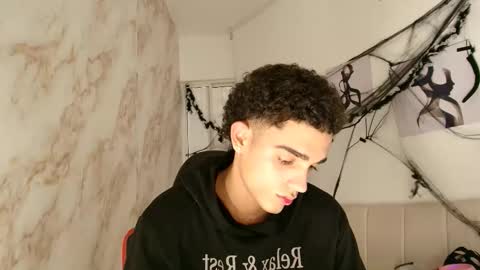 nathan_shimmer online show from October 27, 2025, 12:42 pm