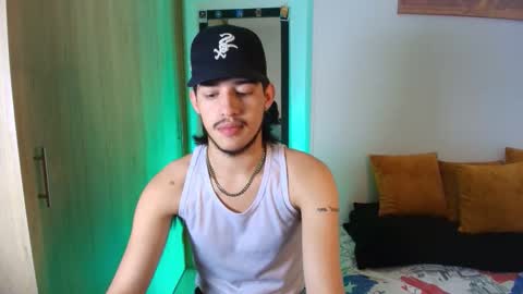   online show from December 5, 2025, 11:08 am