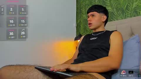 Snapshot of nathaniel_park chatting on November 15, 2025, 7:43 pm Nathaniel Park online show from November 15, 2025, 7:43 pm