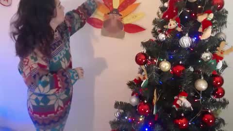 Nathalia online show from November 27, 2025, 9:06 pm