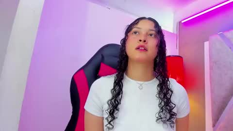 nati_fresh online show from November 25, 2025, 7:36 pm