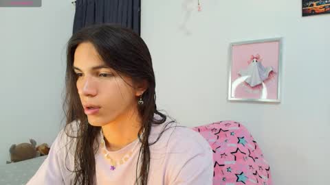 Snapshot of nati_sm chatting on December 21, 2025, 12:18 am Nati online show from December 21, 2025, 12:18 am