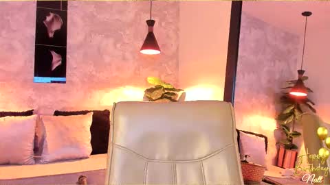 Natalia online show from October 30, 2025, 12:01 am