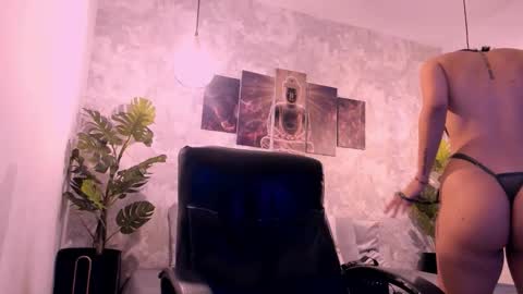 Natalia online show from December 3, 2025, 3:36 am