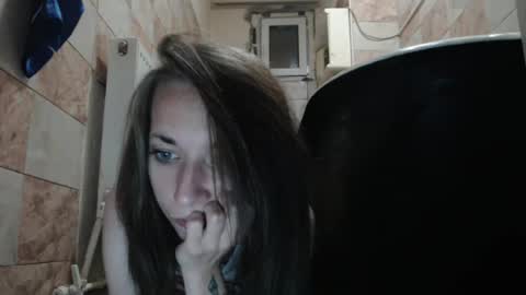 Chloe online show from August 4, 2026, 8:22 pm