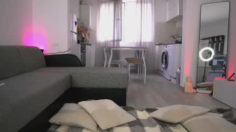 nattypierce online show from March 12, 2025, 6:51 am