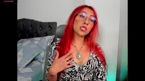 Snapshot of nattysmmith chatting on February 21, 2025, 10:04 pm nattysmmith online show from February 21, 2025, 10:04 pm