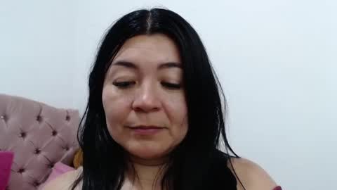 Snapshot of naturally_mature chatting on December 27, 2024, 4:36 am Sammy online show from December 27, 2024, 4:36 am