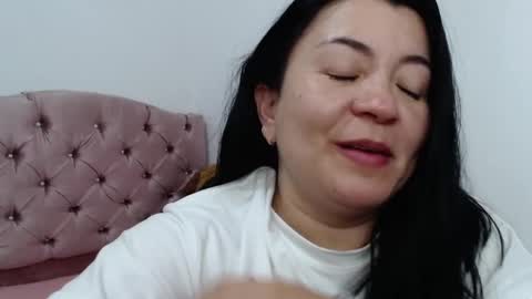 Snapshot of naturally_mature chatting on January 6, 2025, 8:57 am Sammy online show from January 6, 2025, 8:57 am