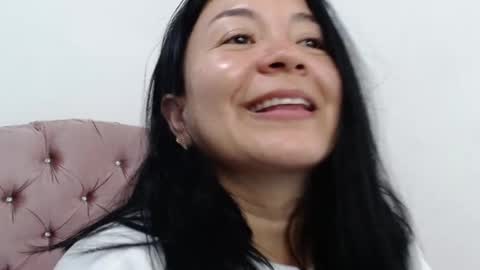 Snapshot of naturally_mature chatting on January 26, 2025, 5:23 am Sammy online show from January 26, 2025, 5:23 am