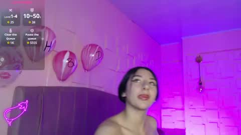 Snapshot of natuxxa chatting on July 2, 2026, 5:35 am natuxxa online show from July 2, 2026, 5:35 am