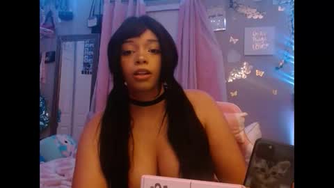 Snapshot of natxurall chatting on February 19, 2026, 5:36 am Amara rose online show from February 19, 2026, 5:36 am