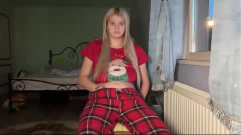 Snapshot of natybron chatting on November 26, 2025, 5:08 am Andreea online show from November 26, 2025, 5:08 am