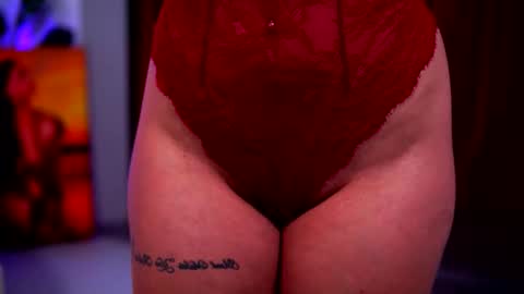 Naty online show from November 25, 2025, 10:37 am