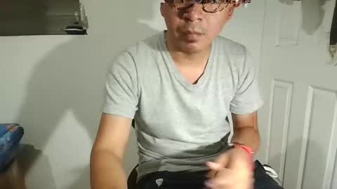 Snapshot of natzu89 chatting on October 15, 2025, 4:01 am Natzu89 online show from October 15, 2025, 4:01 am