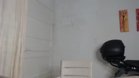 Snapshot of natzumi_mcqueen chatting on January 5, 2025, 11:04 am Stella Mcqueen online show from January 5, 2025, 11:04 am