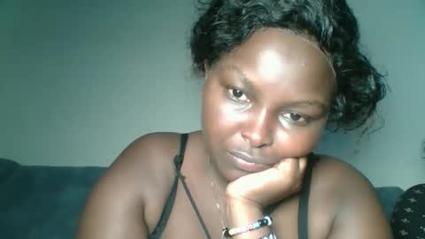 naughti_garlie online show from February 24, 2026, 6:39 pm